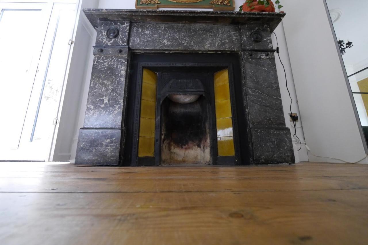 Apartment Quirky Spacious Ground Floor Victorian Garden Flat *