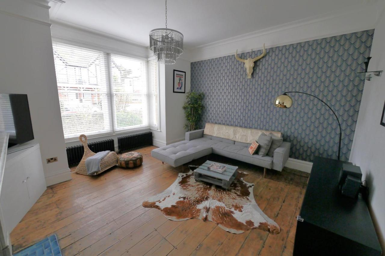 Quirky Spacious Ground Floor Victorian Garden Flat Worthing